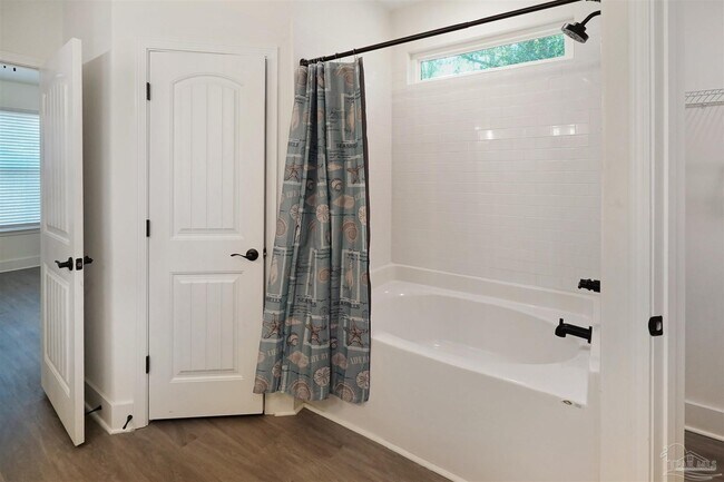 Building Photo - 5214 Arrowhead Rd