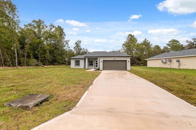 Building Photo - 6067 SW 155th St Rd