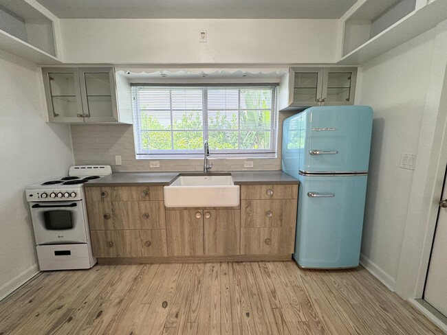 Building Photo - 210 Ocean Breeze