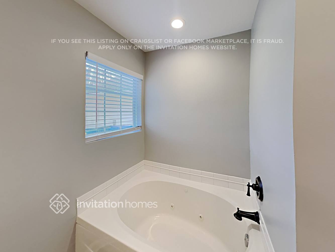 Building Photo - 13435 Glencreek Ln