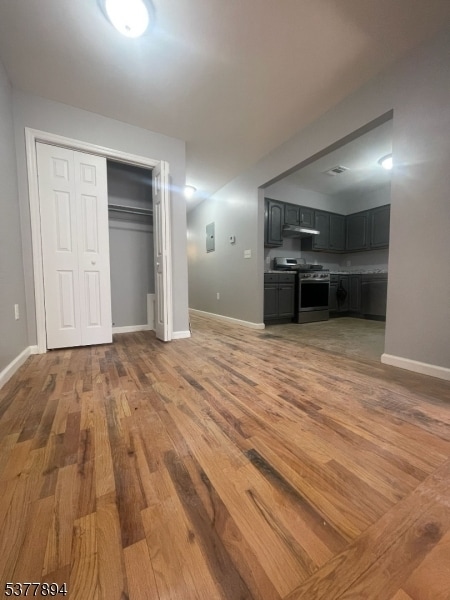 Building Photo - 271 Ellis Ave