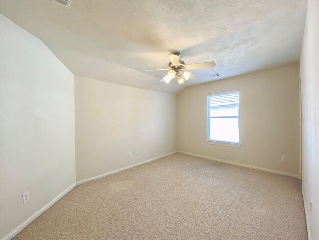 Building Photo - 5518 Chantel Way