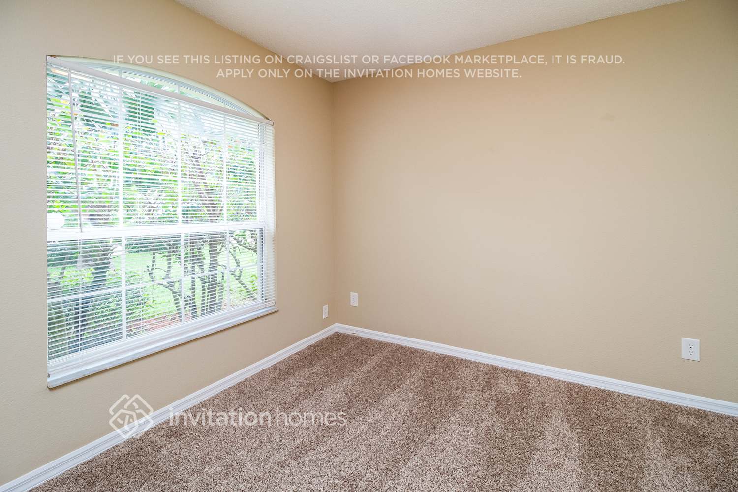 Building Photo - 1264 Mount Logan Dr