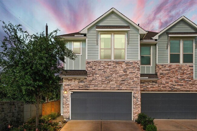 Primary Photo - 5003 Lehman Oaks Dr