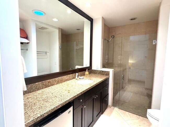 Building Photo - 72771 Skyward Way