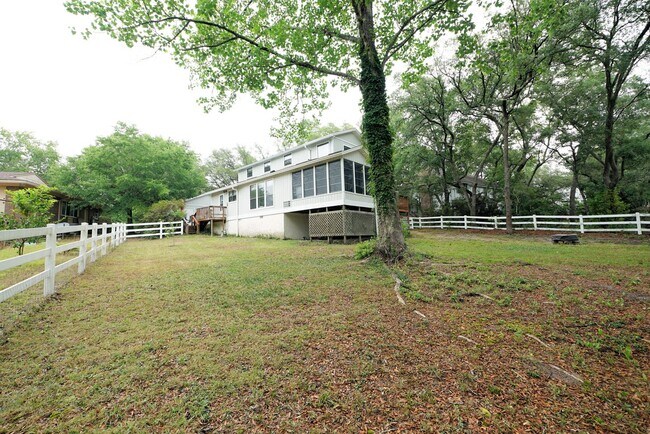 Building Photo - Updated 4 bedroom home in Bluewater Bay!