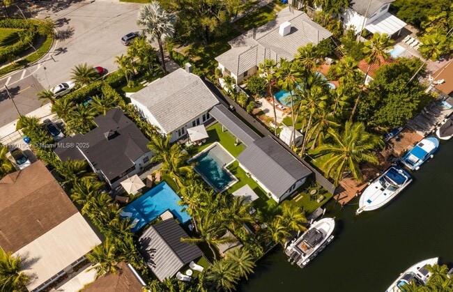 Building Photo - 901 NW 7th Street Rd