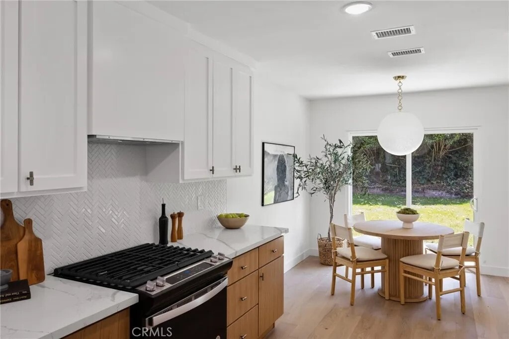 Building Photo - 3518 S Burnside Ave