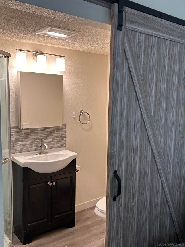 Building Photo - 3869 Camino Lindo