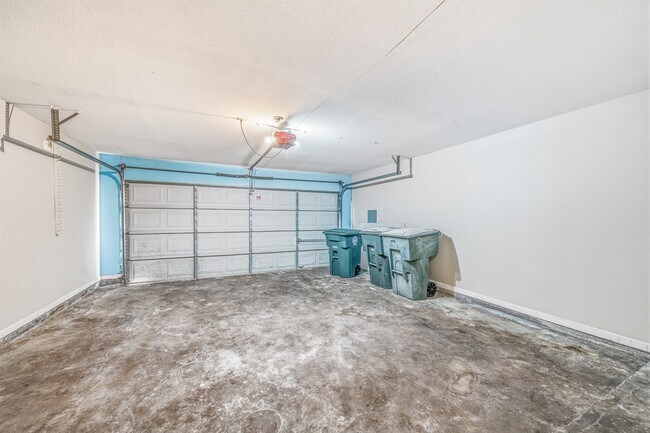 Building Photo - 1318 55th St