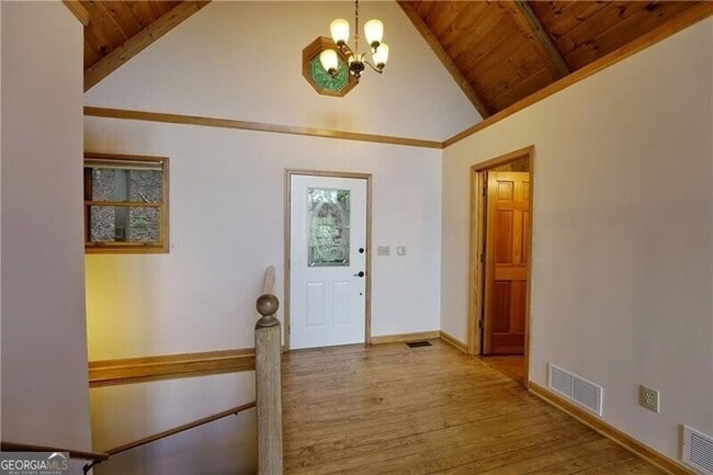 Building Photo - 127 Columbine Dr