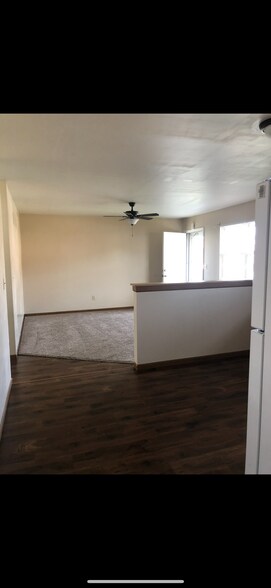 Building Photo - 611 Linda Ln