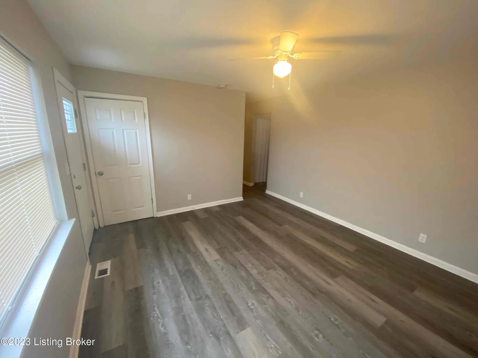 Building Photo - 1533 S 32nd St