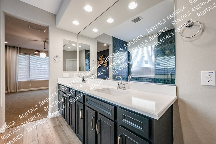 Building Photo - 1400 Flintlock Dr