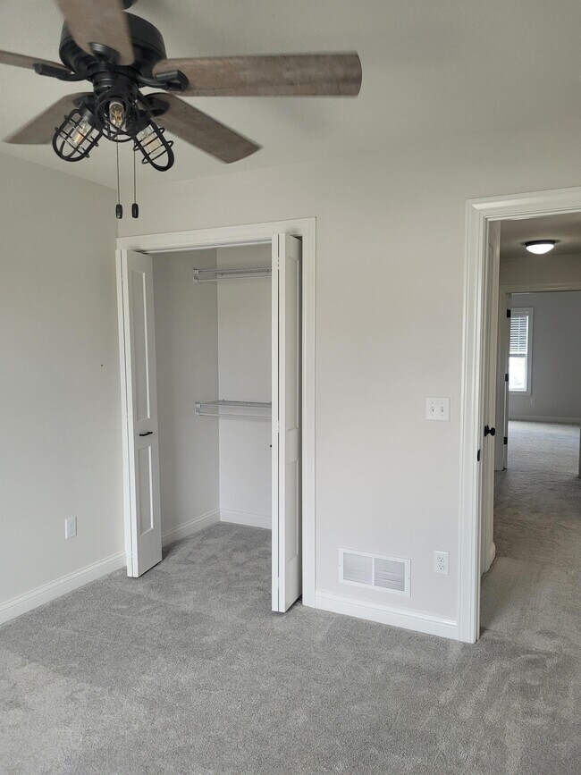 Building Photo - 2404 Grey Fox Trail