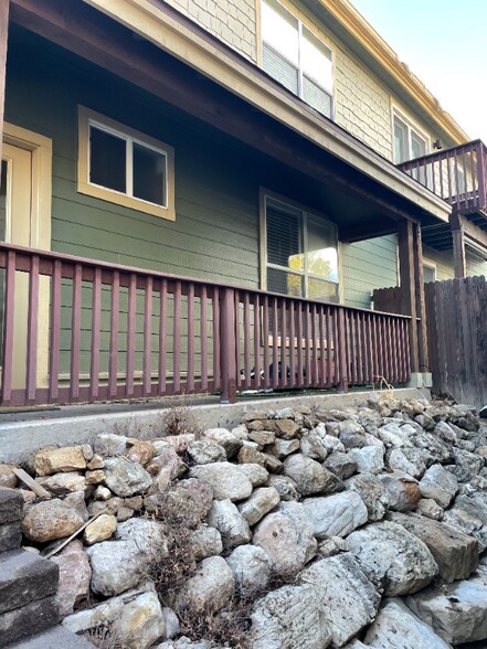 Building Photo - 1291 E Trevor Way