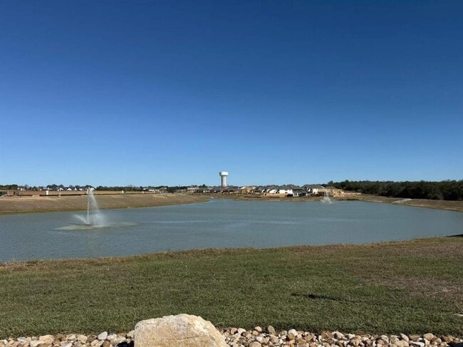 Building Photo - 323 Chisholm Trail