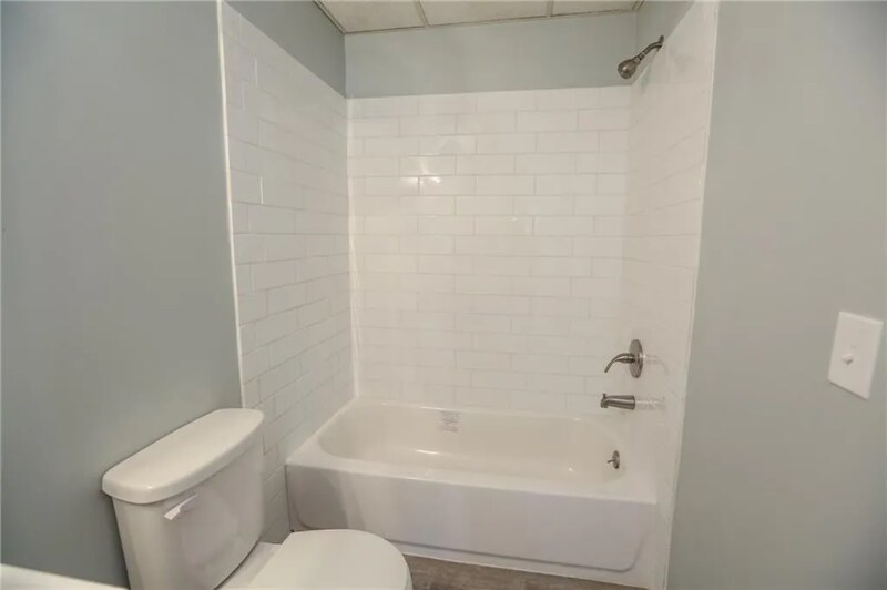 Building Photo - 241 Norris Dr