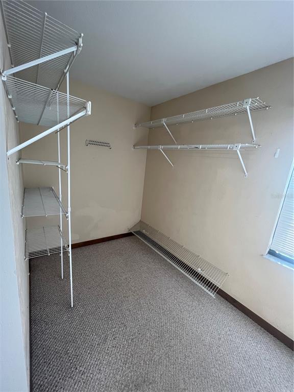 Building Photo - 7 Teak Ct