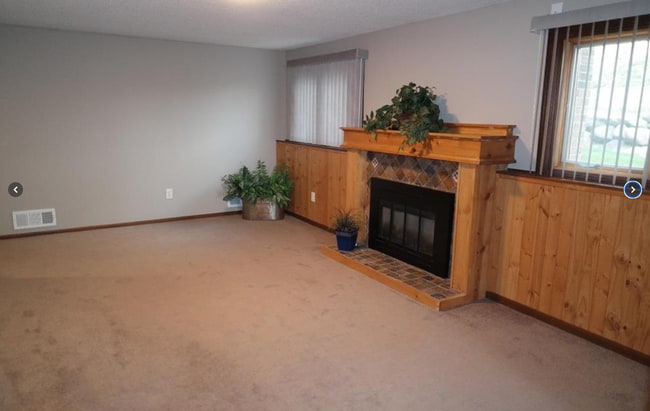 Building Photo - 14639 Hampshire Pl