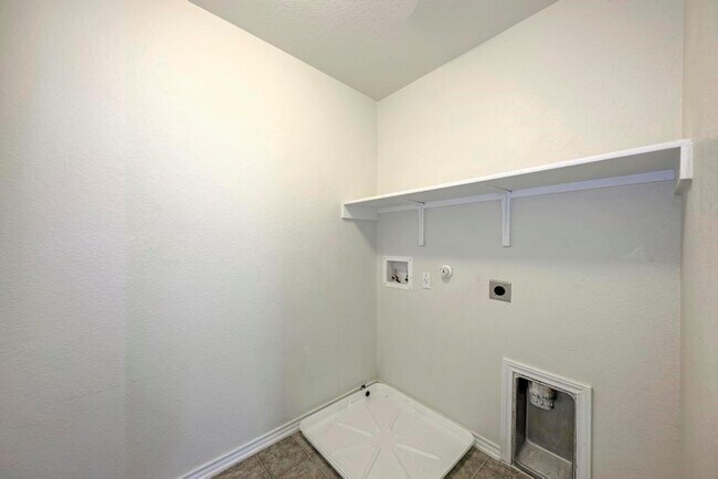 Building Photo - 801 Estes Park