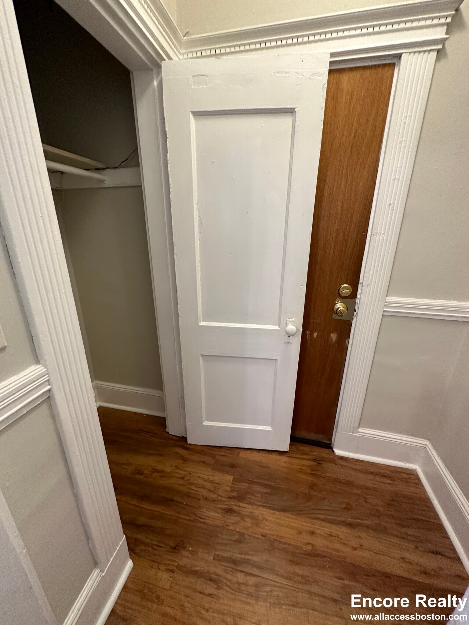 Building Photo - 38 Hemenway St