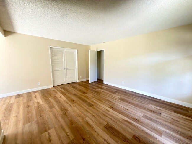 Building Photo - IRVINE 1 BED, 1 BATH CONDO- $2,375 ("THE SPRINGS" COMMUNITY)