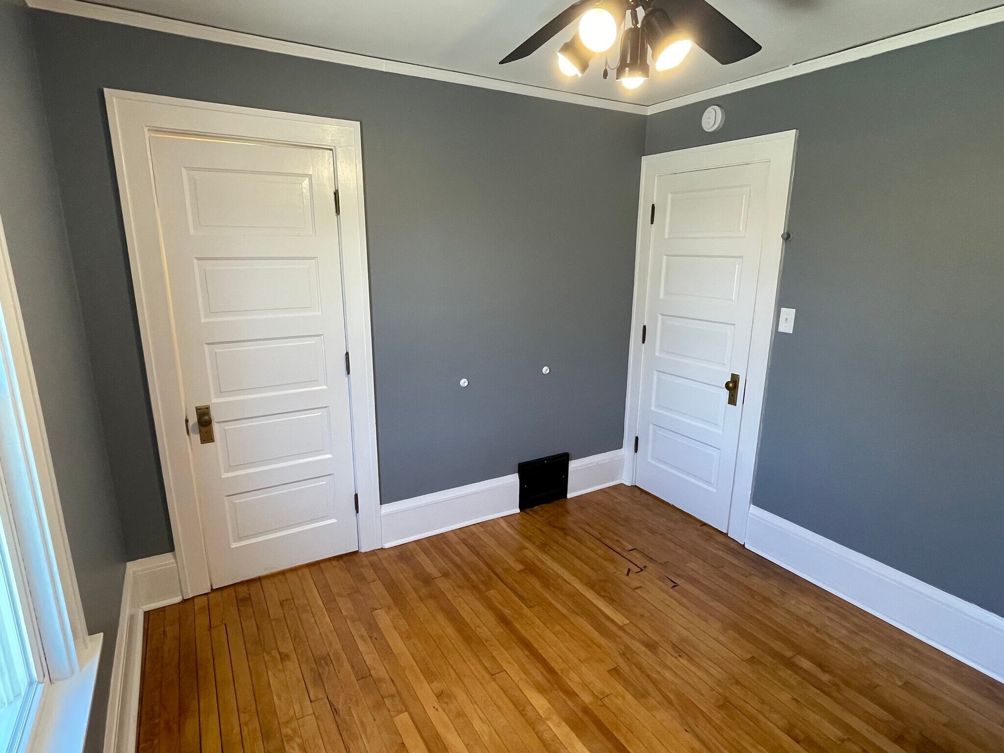 Building Photo - 1109 S 64th St