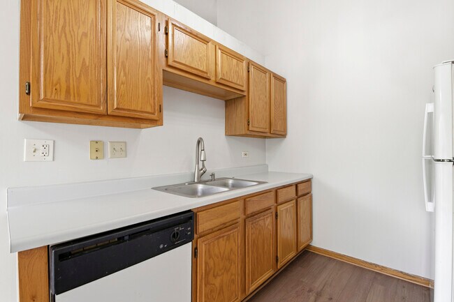 Building Photo - 615 Buckskin Ln