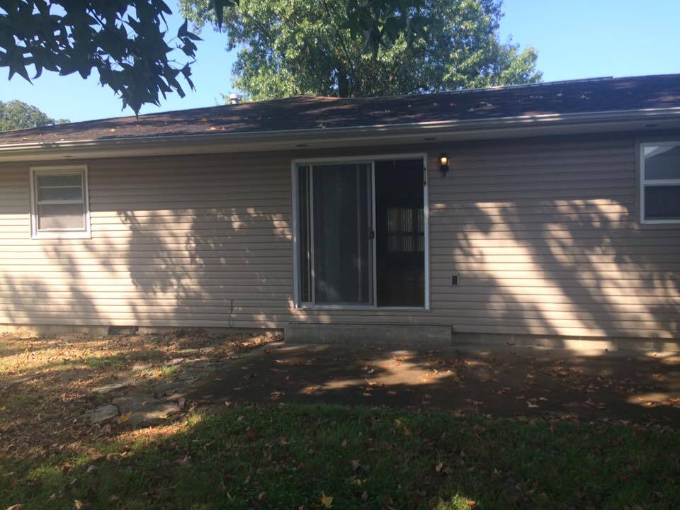 Building Photo - 1011 S Giant City Rd