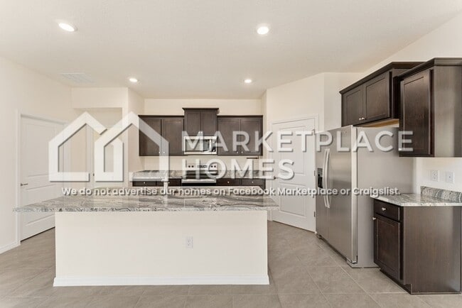 Building Photo - 4170 NW 48th Ter Rd