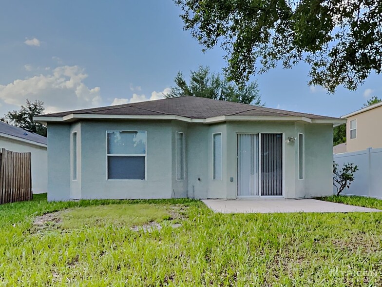 Building Photo - 1404 Marsh Wood Dr