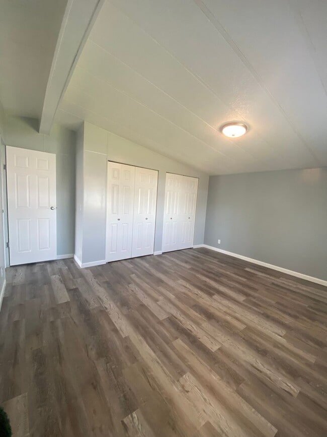 Building Photo - Updated 3 bedroom 2 bath home in Dallesport.