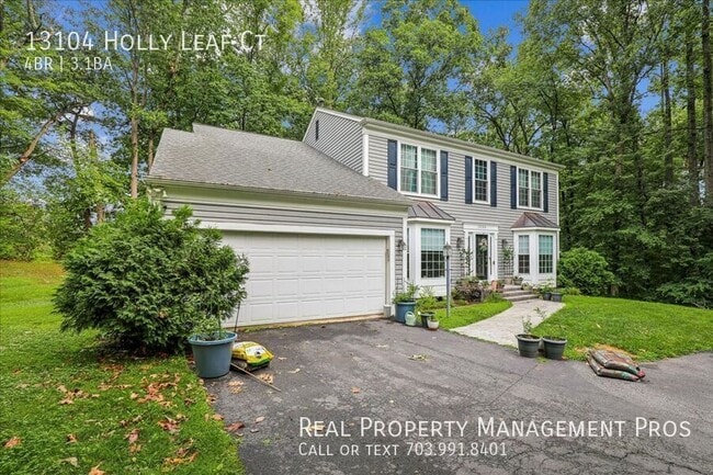 Building Photo - 13104 Holly Leaf Ct