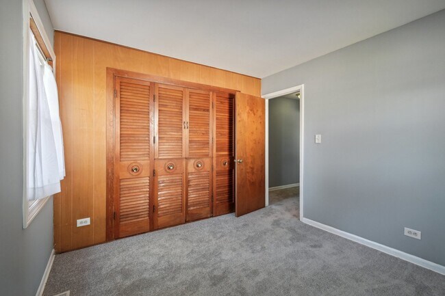 Building Photo - 116 Tower Ln