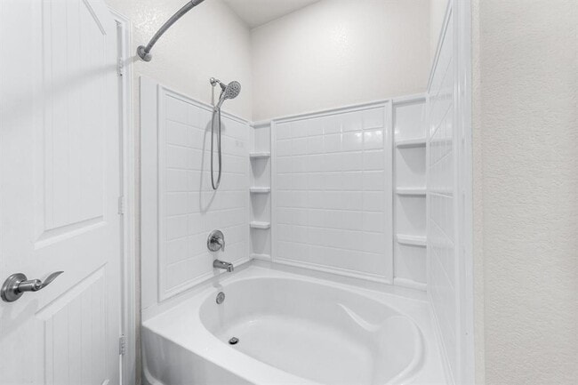 Building Photo - 17005 Gibbons Path