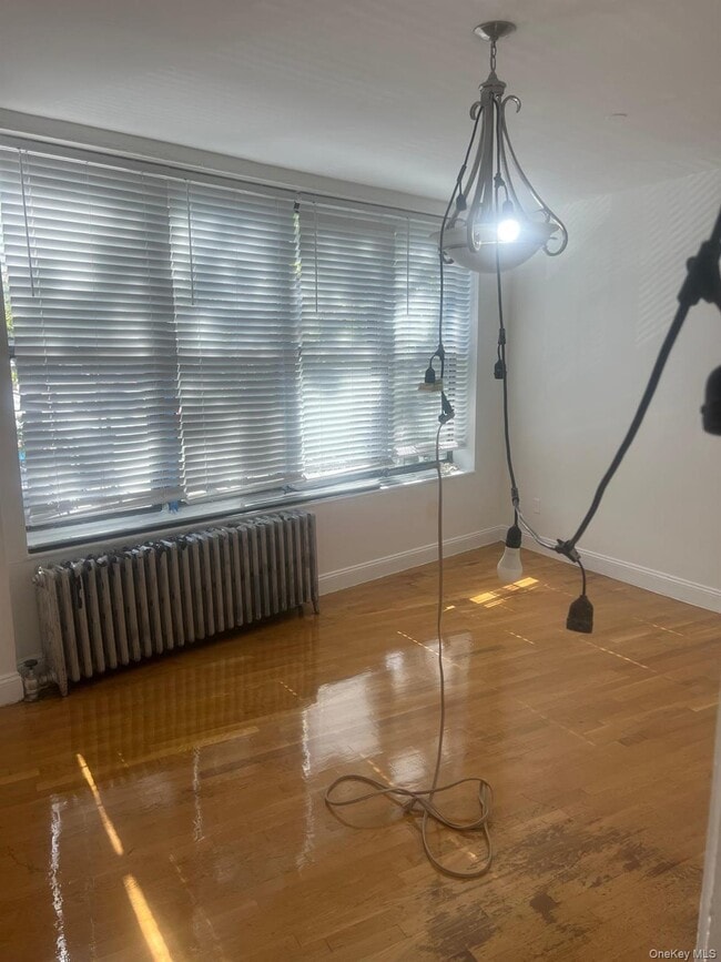 Building Photo - 23 Main St