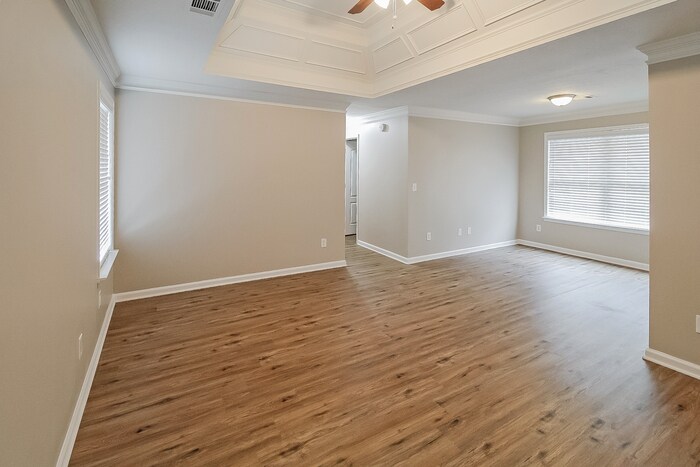 Building Photo - 3668 White Pine Rd
