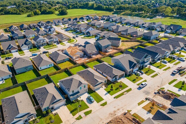 Building Photo - 3407 Brushy Marsh Dr