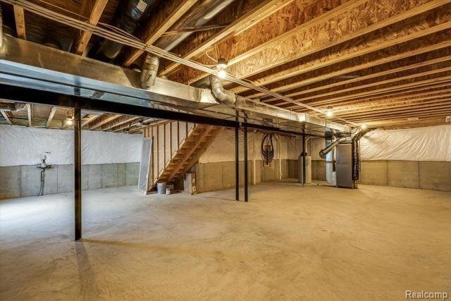 Building Photo - 286 Springview St