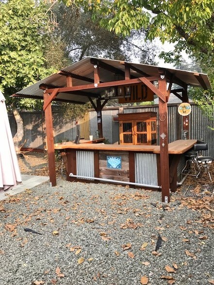 Building Photo - 462 Adams St