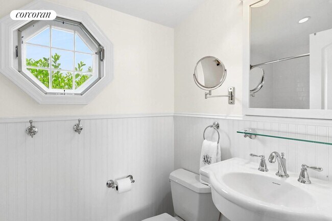 Building Photo - 315 Old Salt Rd