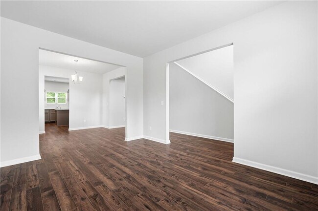 Building Photo - 3132 Hawthorn Farm Blvd