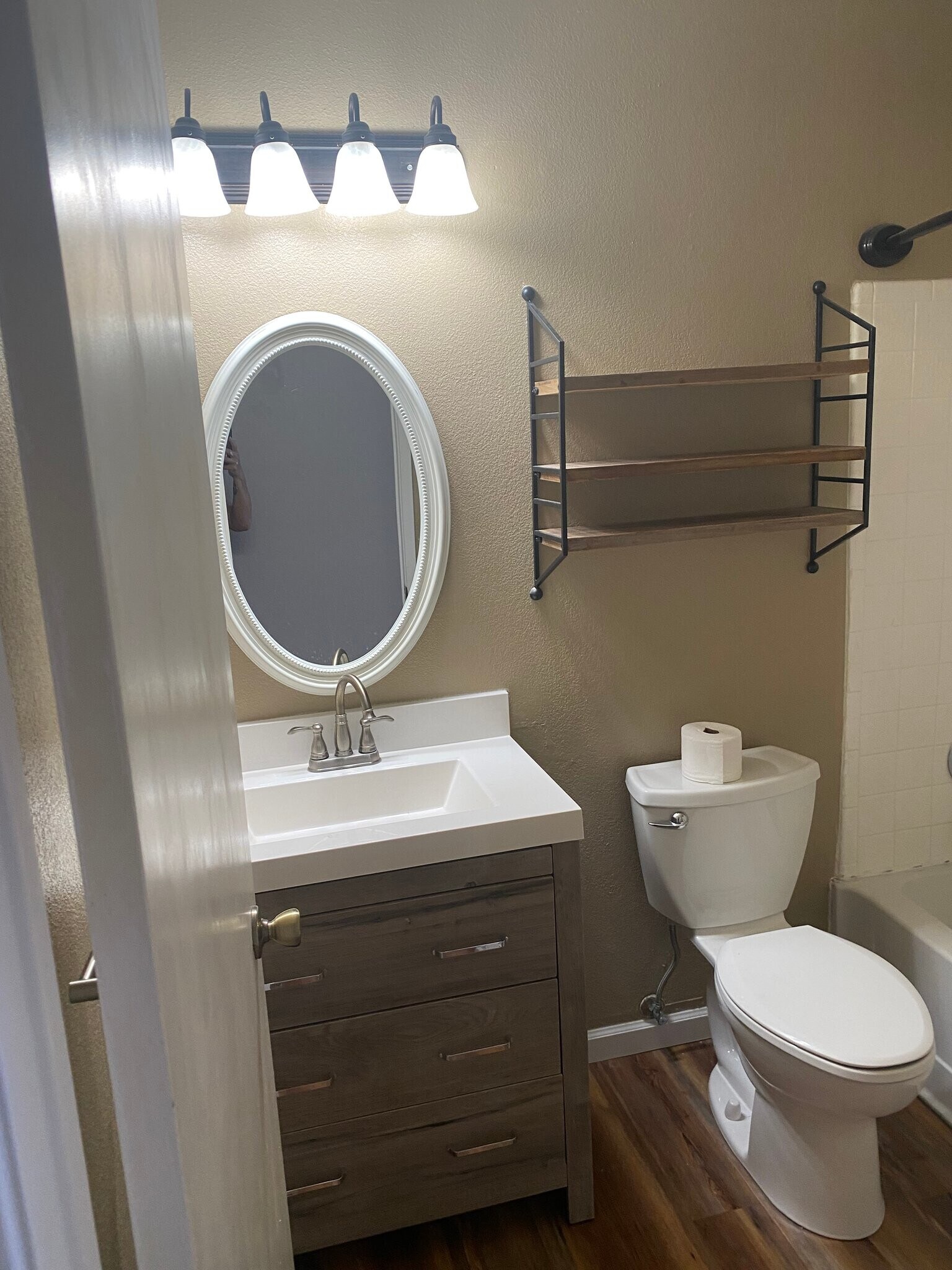 Building Photo - 1460 Gamay Cir