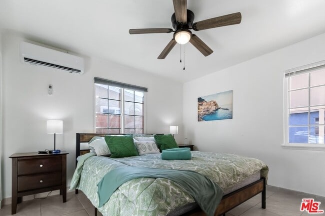 Building Photo - 38457 Sumac Ave