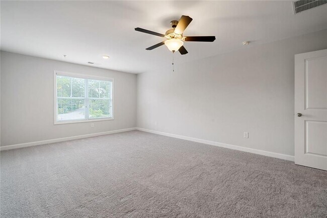 Building Photo - 313 Niles Ct