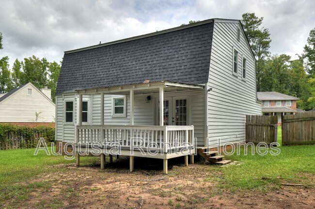 Building Photo - 454 Windtree Pl