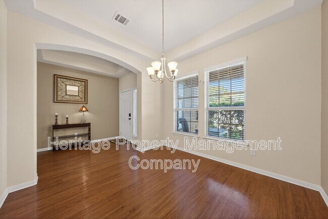 Building Photo - 147 Brook View