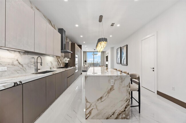 Building Photo - 1711 Allen Pkwy