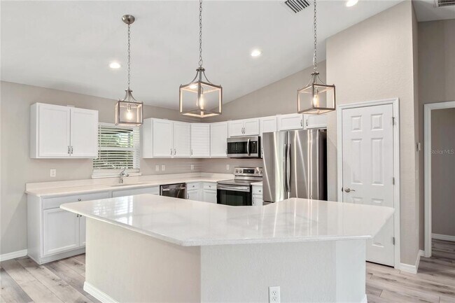 Building Photo - 7052 SW 179th Ct Rd